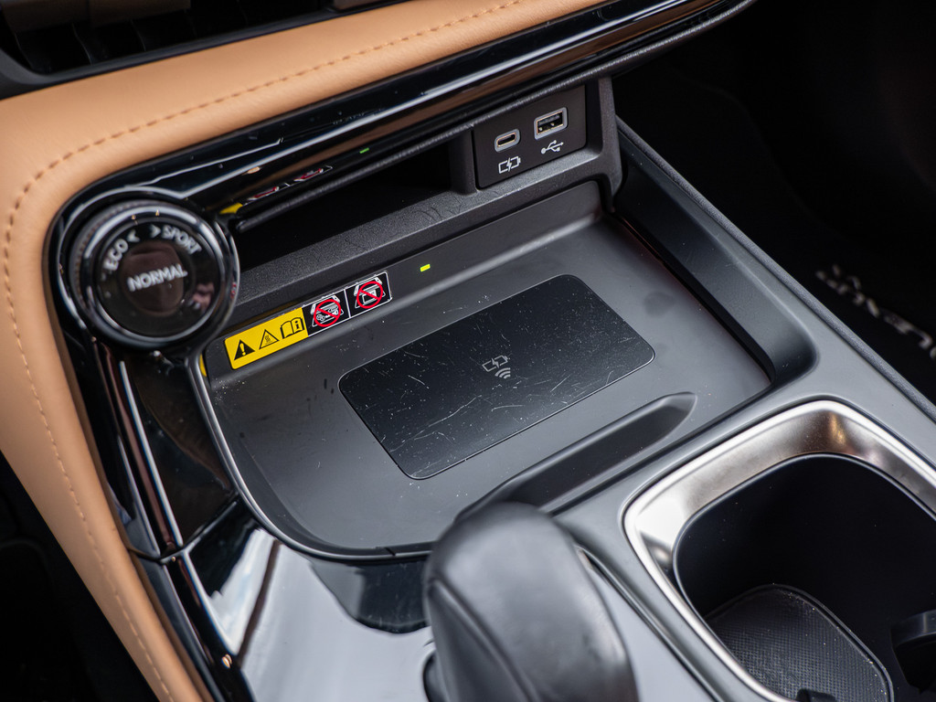 Fahrzeugansicht LEXUS NX 450h + Executive - Bild 21