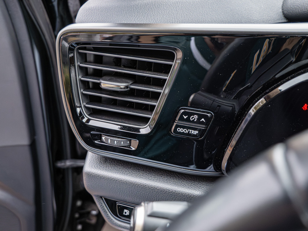 Fahrzeugansicht LEXUS NX 450h + Executive - Bild 31