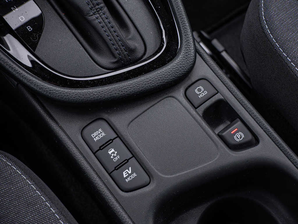 Fahrzeugansicht TOYOTA Yaris 1.5 Hybrid Teamplayer - Bild 21