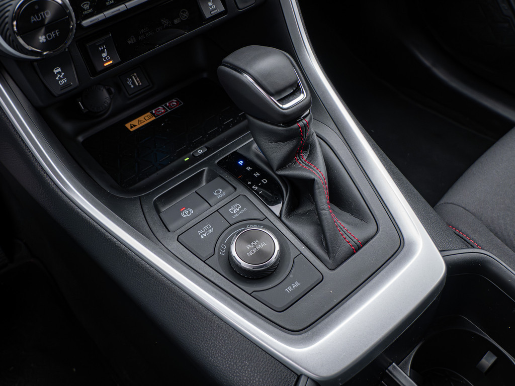 Fahrzeugansicht TOYOTA RAV4 2.5 Plug-in Hybrid 4x4 Teamplayer - Bild 22