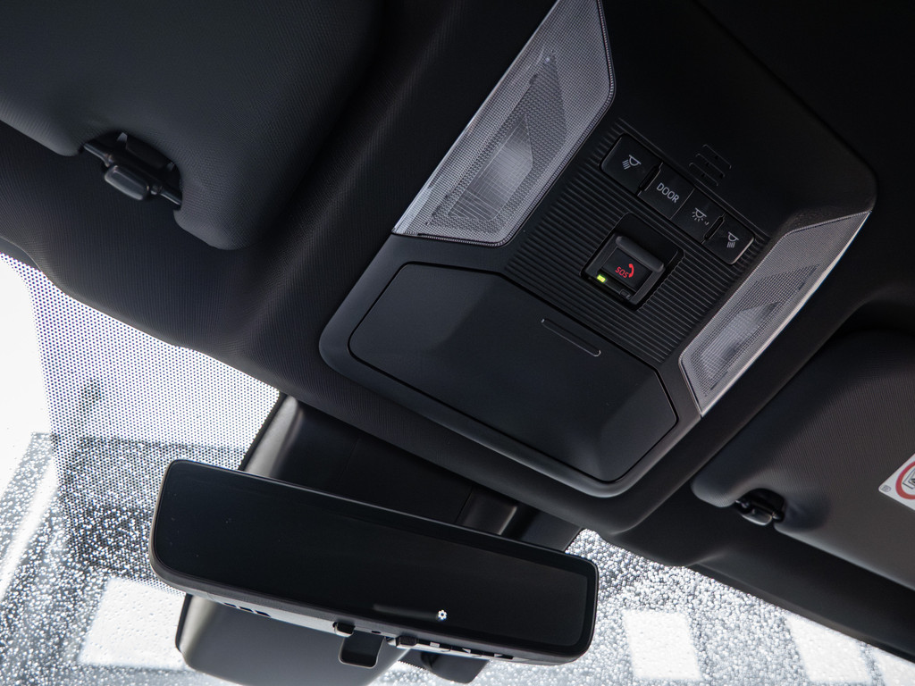 Fahrzeugansicht TOYOTA RAV4 2.5 Plug-in Hybrid 4x4 Teamplayer - Bild 25