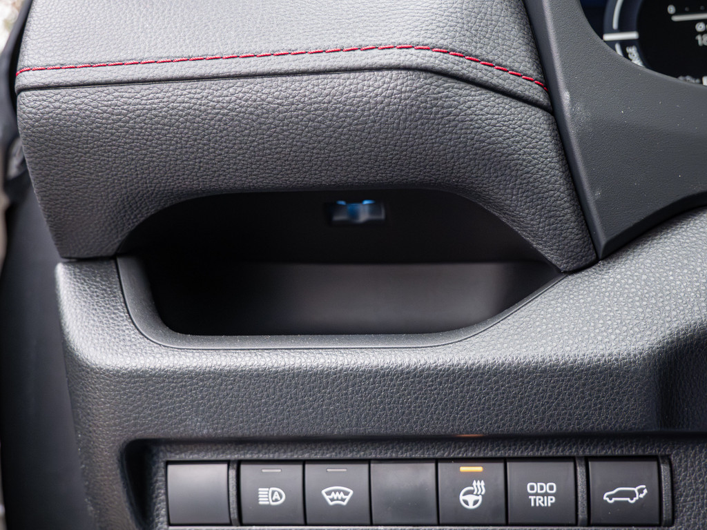 Fahrzeugansicht TOYOTA RAV4 2.5 Plug-in Hybrid 4x4 Teamplayer - Bild 35