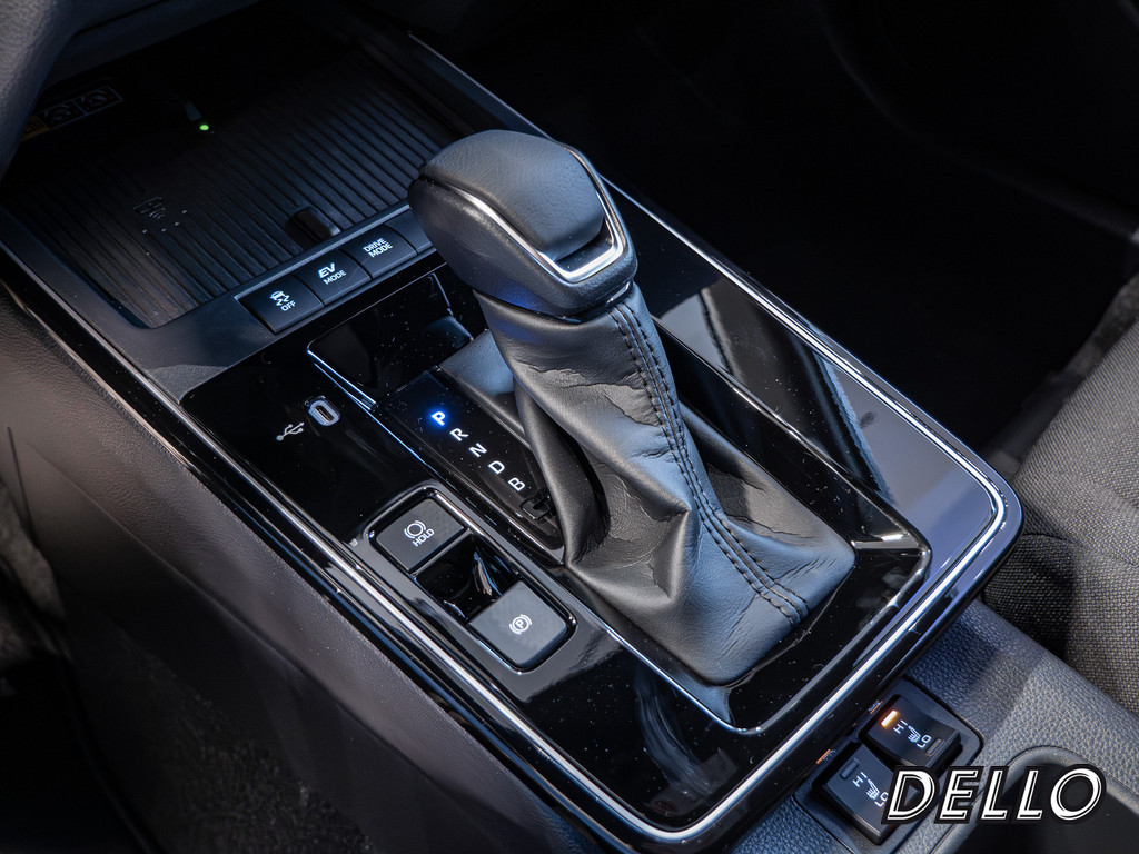 Fahrzeugansicht TOYOTA Corolla Cross 2.0 Hybrid Teamplayer - Bild 17