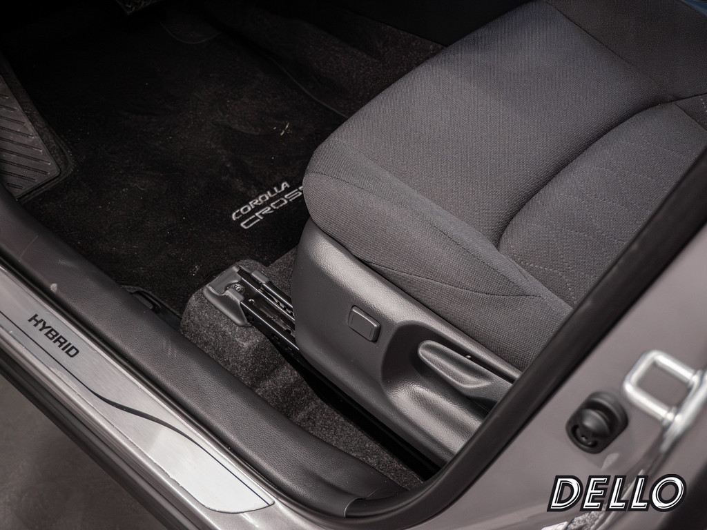 Fahrzeugansicht TOYOTA Corolla Cross 2.0 Hybrid Teamplayer - Bild 32