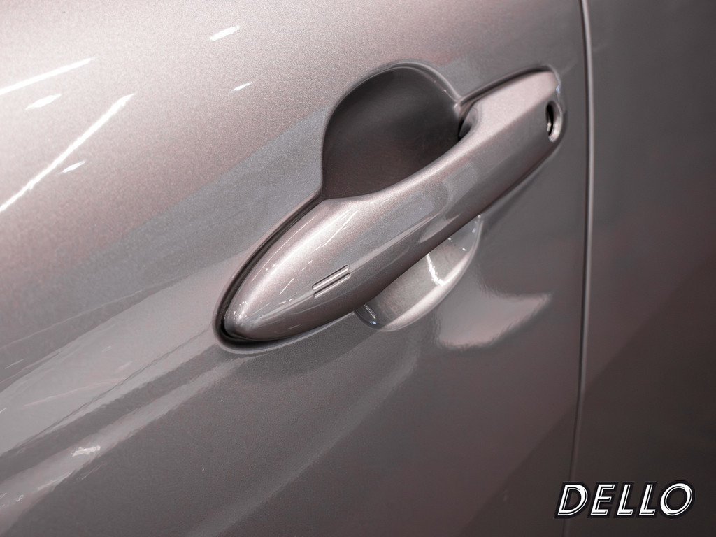 Fahrzeugansicht TOYOTA Corolla Cross 2.0 Hybrid Teamplayer - Bild 39