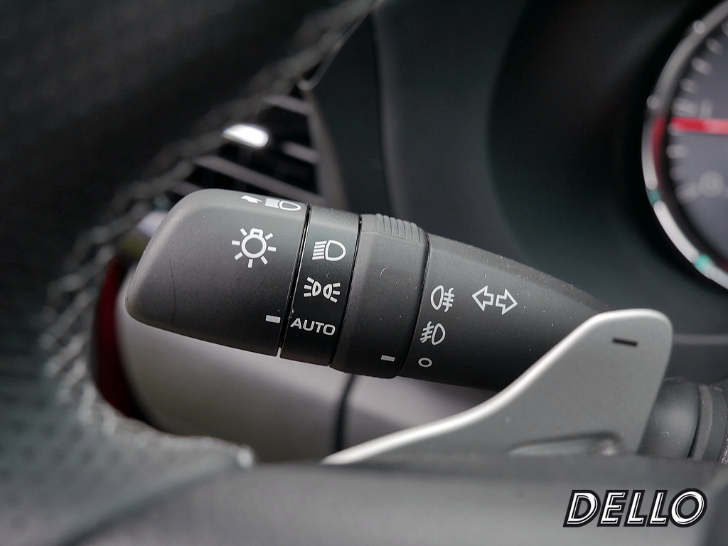 Fahrzeugansicht TOYOTA Hilux 2.8 D4-D Double Cab GR 4x4 - Bild 31