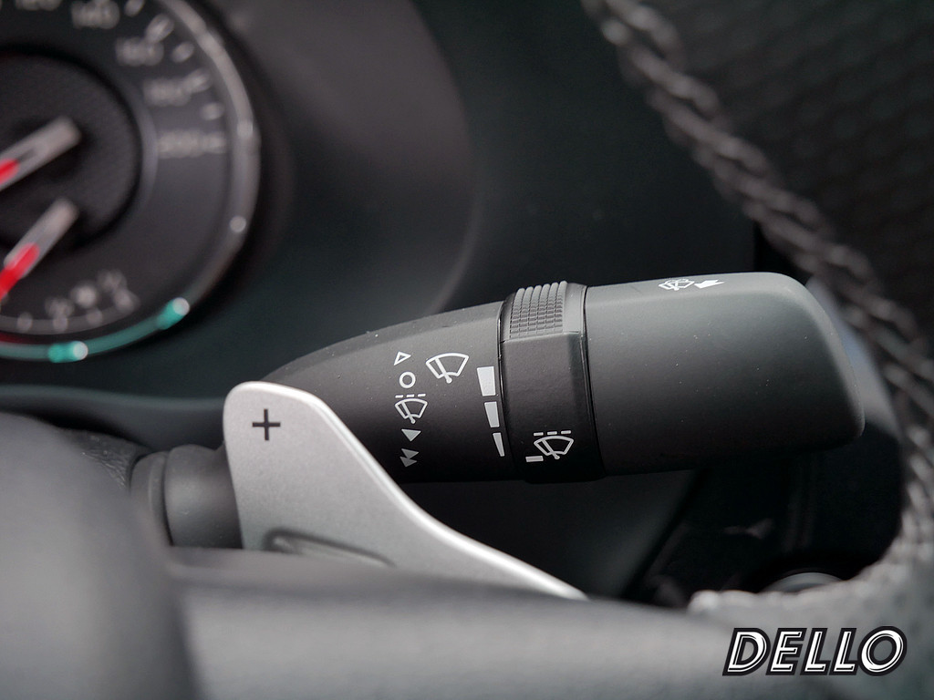 Fahrzeugansicht TOYOTA Hilux 2.8 D4-D Double Cab GR 4x4 - Bild 32