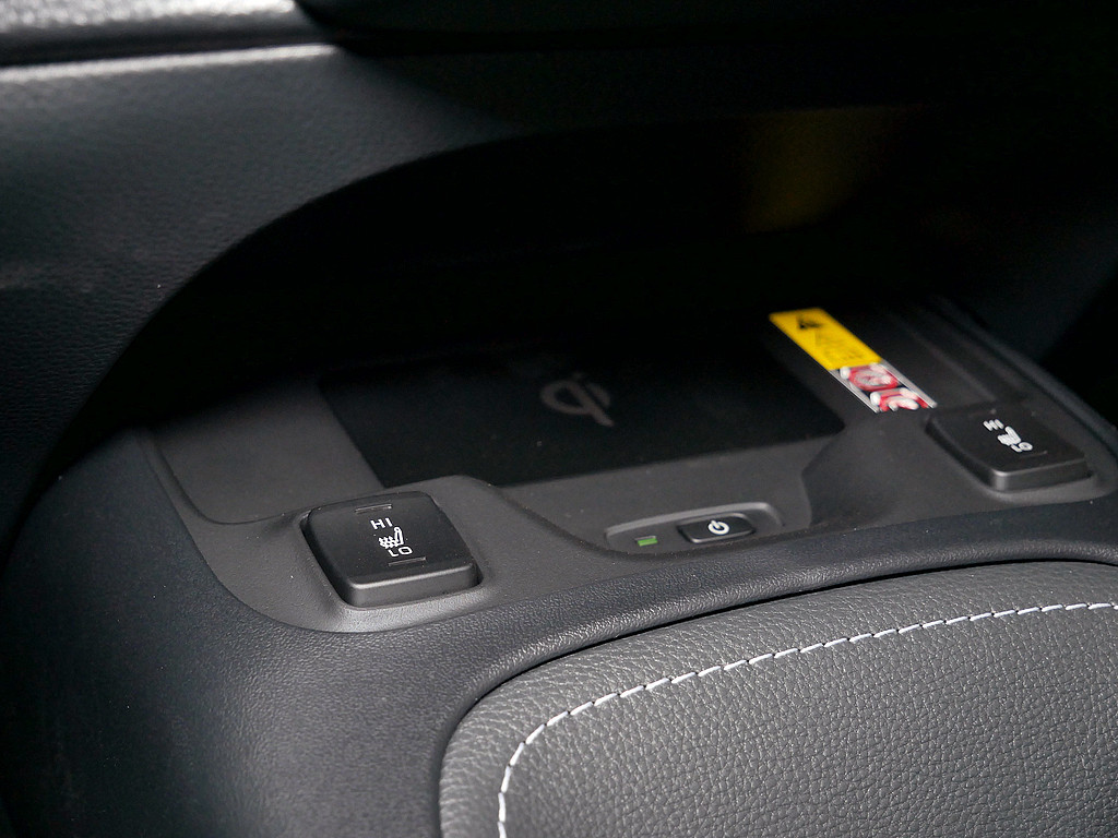 Fahrzeugansicht TOYOTA Corolla Touring Sports 1.8 Hybrid Teamplayer - Bild 17