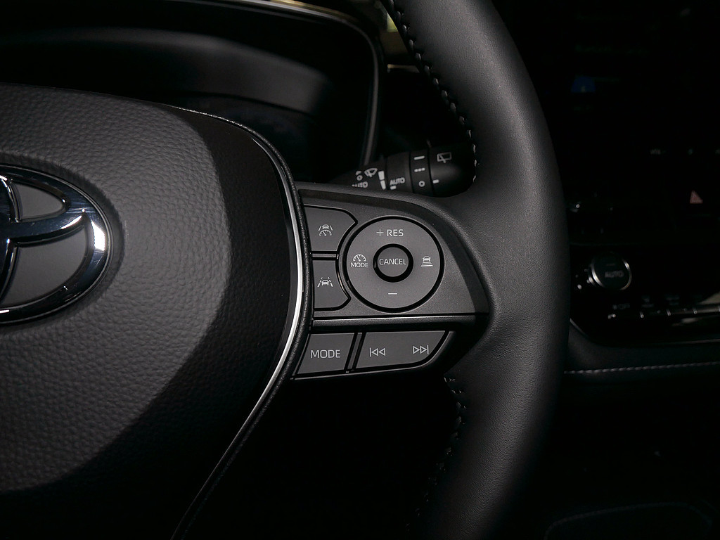 Fahrzeugansicht TOYOTA Corolla Touring Sports 1.8 Hybrid Teamplayer - Bild 21