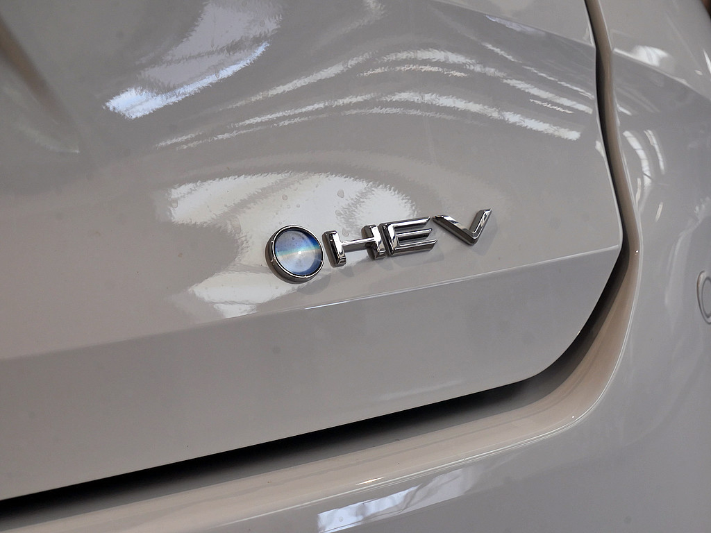 Fahrzeugansicht TOYOTA Corolla Touring Sports 1.8 Hybrid Teamplayer - Bild 32