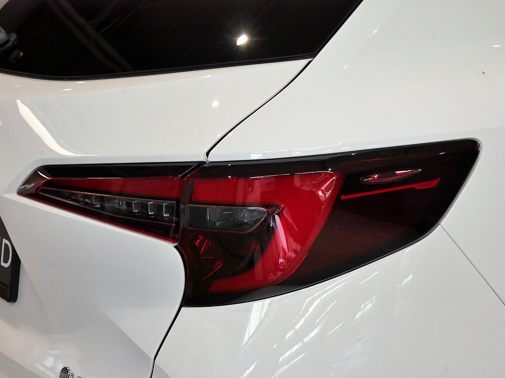 Fahrzeugansicht TOYOTA Corolla Touring Sports 1.8 Hybrid Teamplayer - Bild 33