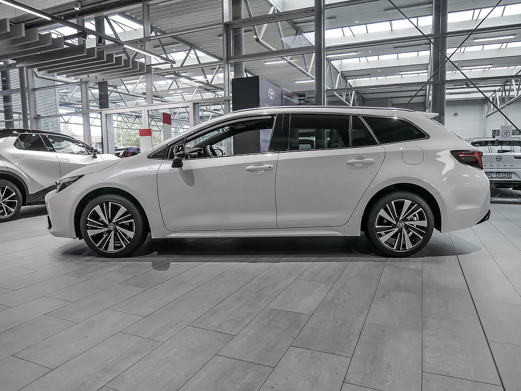 Fahrzeugansicht TOYOTA Corolla Touring Sports 1.8 Hybrid Teamplayer - Bild 35