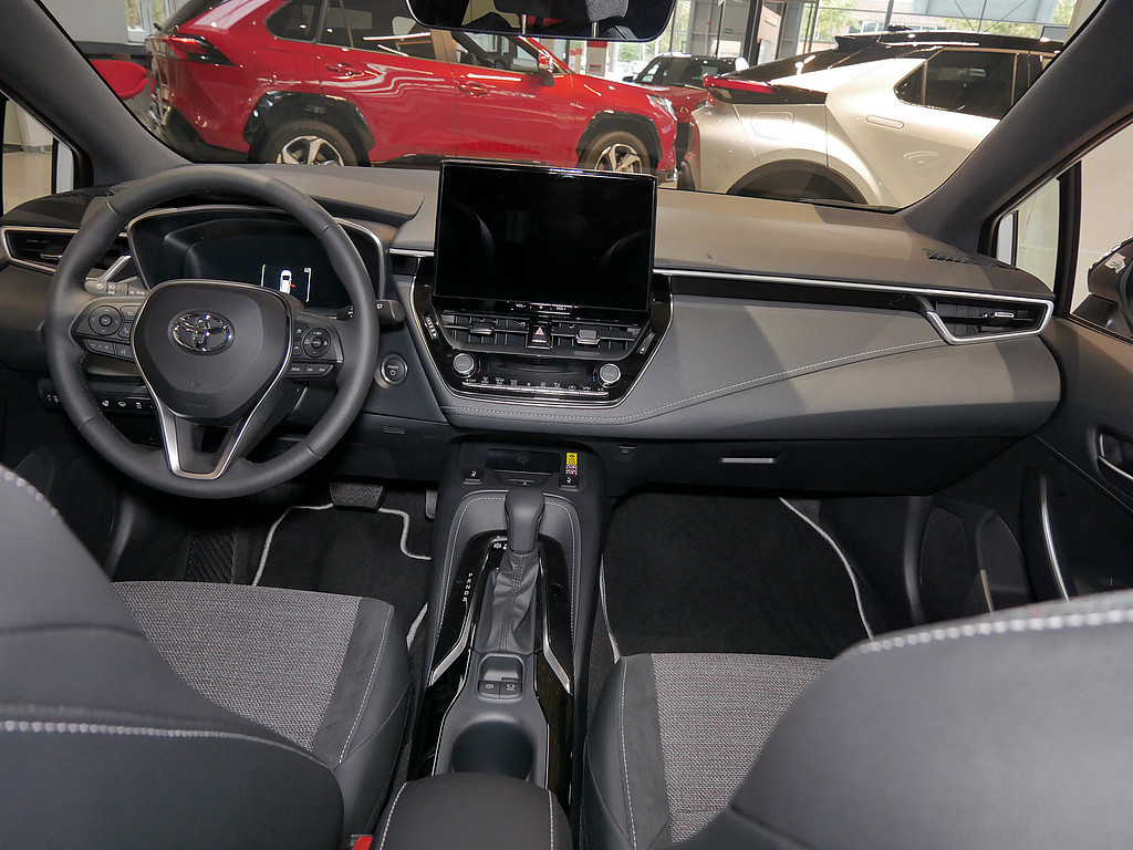 Fahrzeugansicht TOYOTA Corolla Touring Sports 1.8 Hybrid Teamplayer - Bild 38