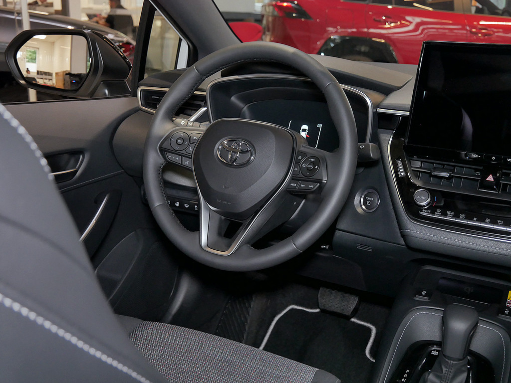 Fahrzeugansicht TOYOTA Corolla Touring Sports 1.8 Hybrid Teamplayer - Bild 39