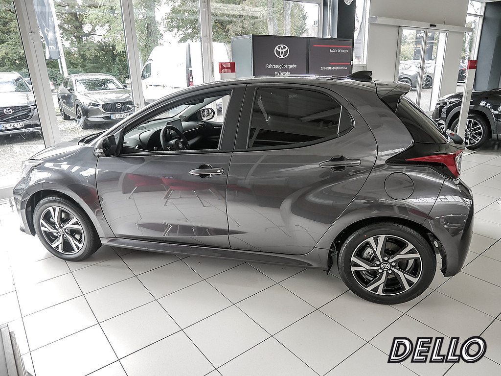 Fahrzeugansicht TOYOTA Yaris Hybrid 1.5 VVT-iE Teamplayer - Bild 33