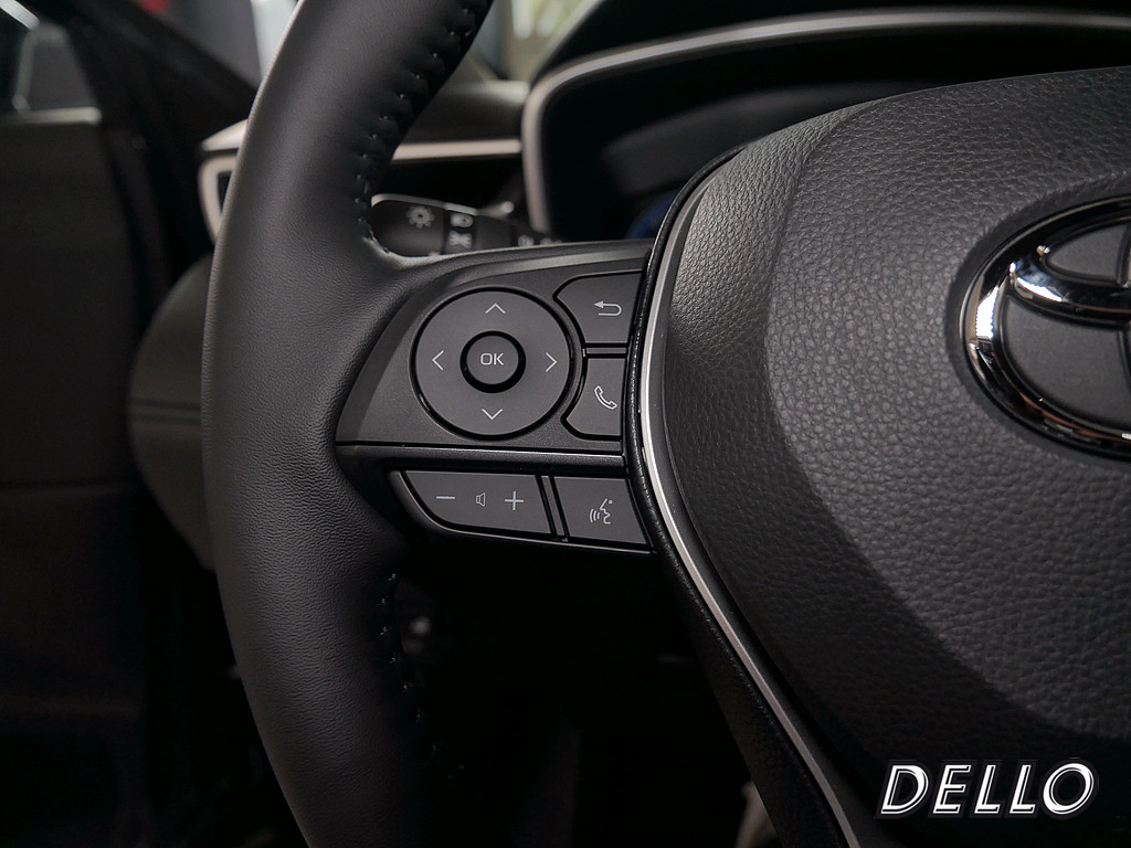 Fahrzeugansicht TOYOTA Corolla Cross 2.0 VVT-i Hybrid - Bild 21