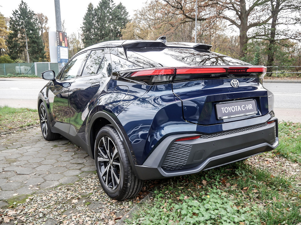 Fahrzeugansicht TOYOTA C-HR 1.8 Hybrid FWD Team Deutschland - Bild 40