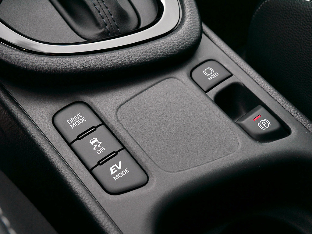 Fahrzeugansicht TOYOTA Yaris Hybrid 1.5 VVT-i Style Plus - Bild 11