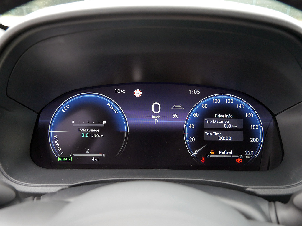 Fahrzeugansicht TOYOTA Yaris Hybrid 1.5 VVT-i Style Plus - Bild 18