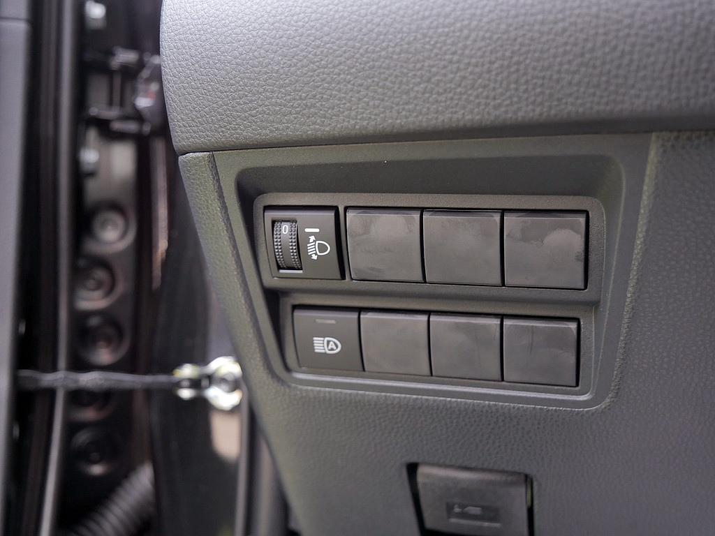 Fahrzeugansicht TOYOTA Yaris Hybrid 1.5 VVT-iE Teamplayer - Bild 20