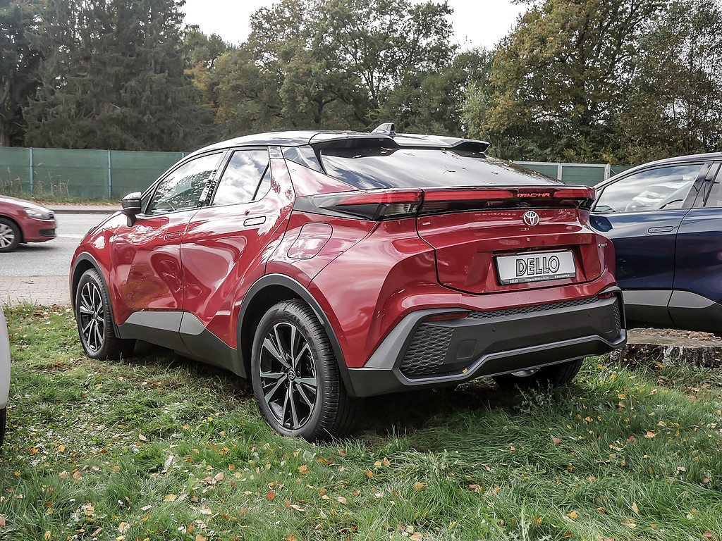 Fahrzeugansicht TOYOTA C-HR 2.0 Plug-In Hybrid FWD Team D - Bild 23