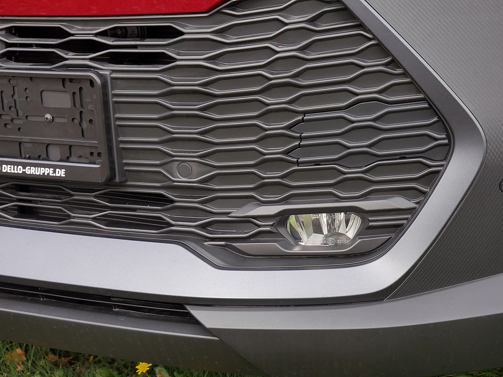 Fahrzeugansicht TOYOTA C-HR 2.0 Plug-In Hybrid FWD Team D - Bild 30