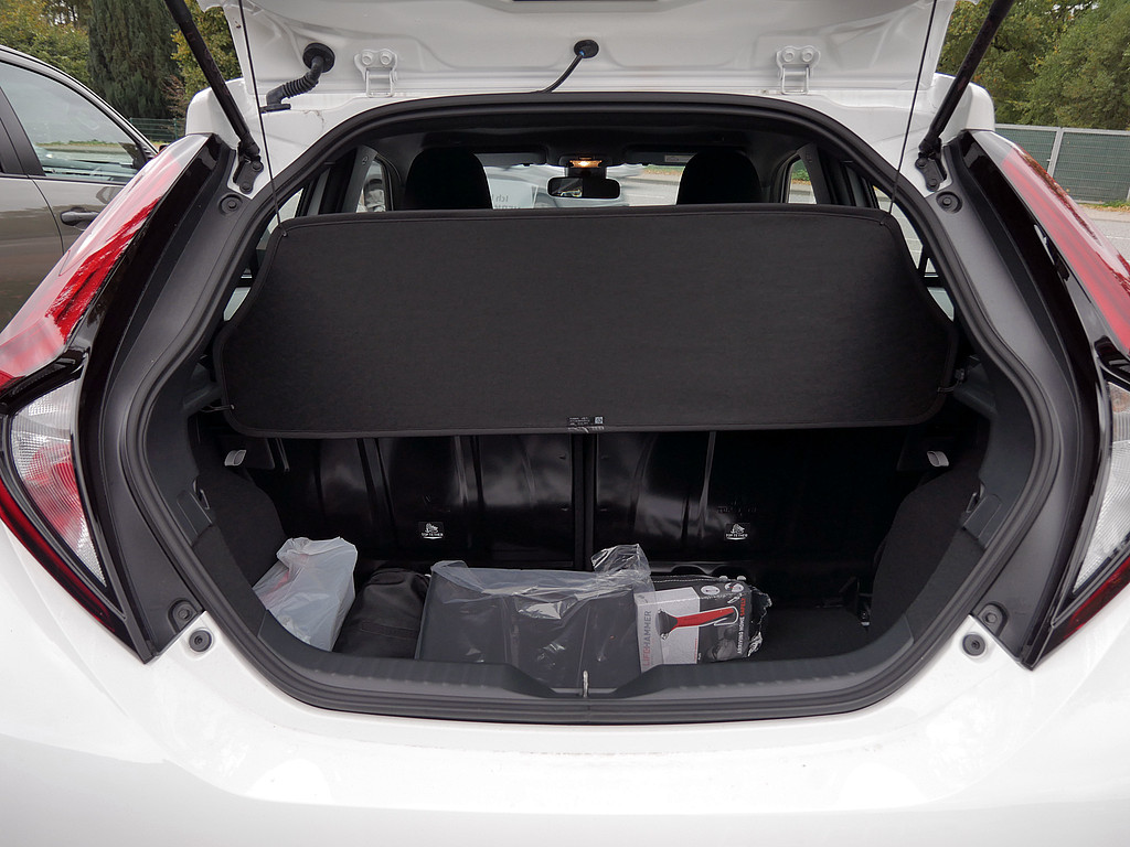 Fahrzeugansicht TOYOTA Aygo X 1.0 Play - Bild 4