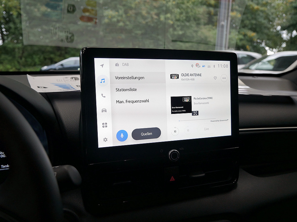 Fahrzeugansicht TOYOTA Yaris Hybrid 1.5 VVT-i Style Plus - Bild 15