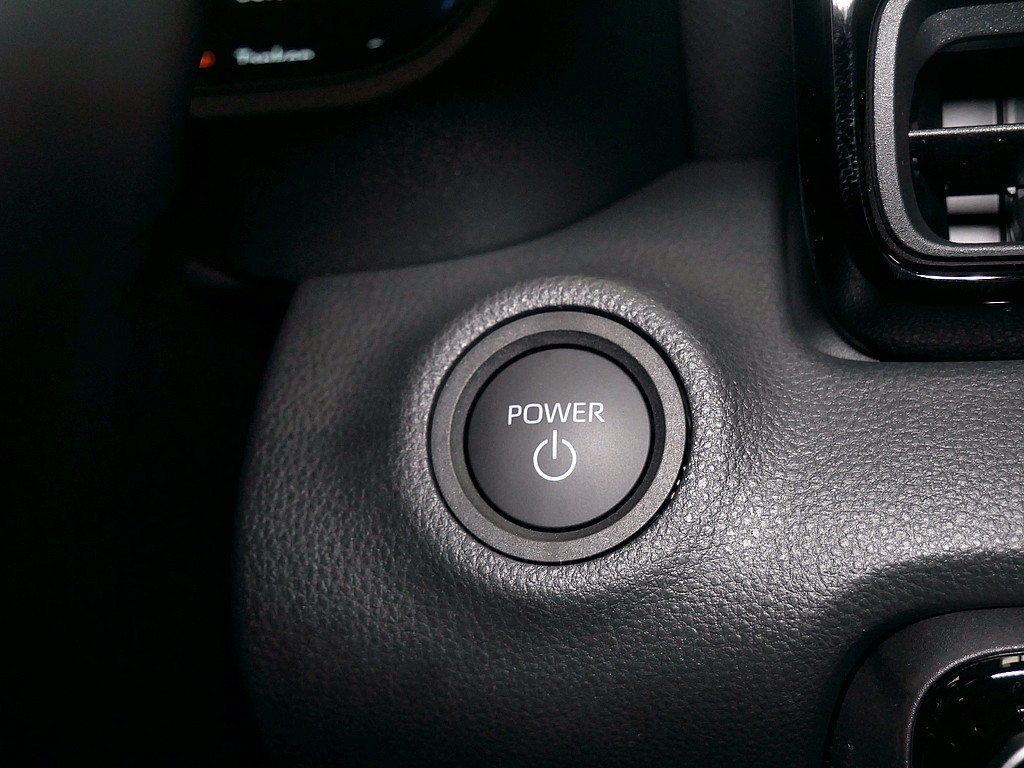 Fahrzeugansicht TOYOTA Yaris Hybrid 1.5 VVT-i Style Plus - Bild 28