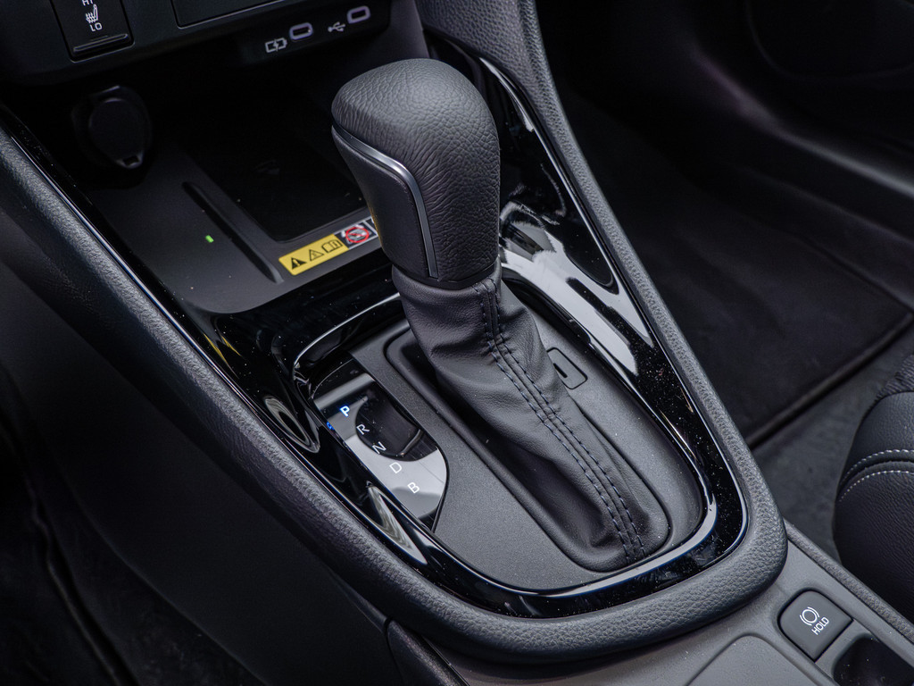 Fahrzeugansicht TOYOTA Yaris Hybrid Style Plus - Bild 22