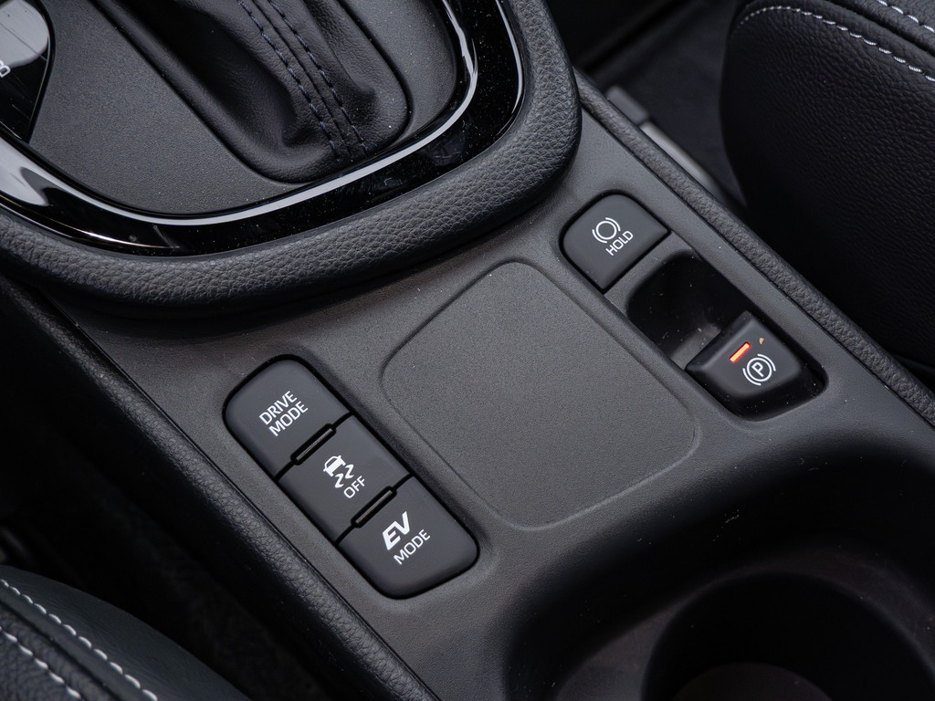 Fahrzeugansicht TOYOTA Yaris Hybrid Style Plus - Bild 24