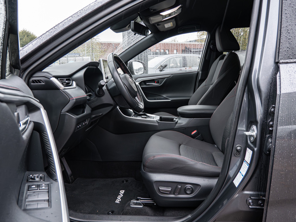 Fahrzeugansicht TOYOTA RAV4 2.5 Plug-in Hybrid 4x4 - Bild 5