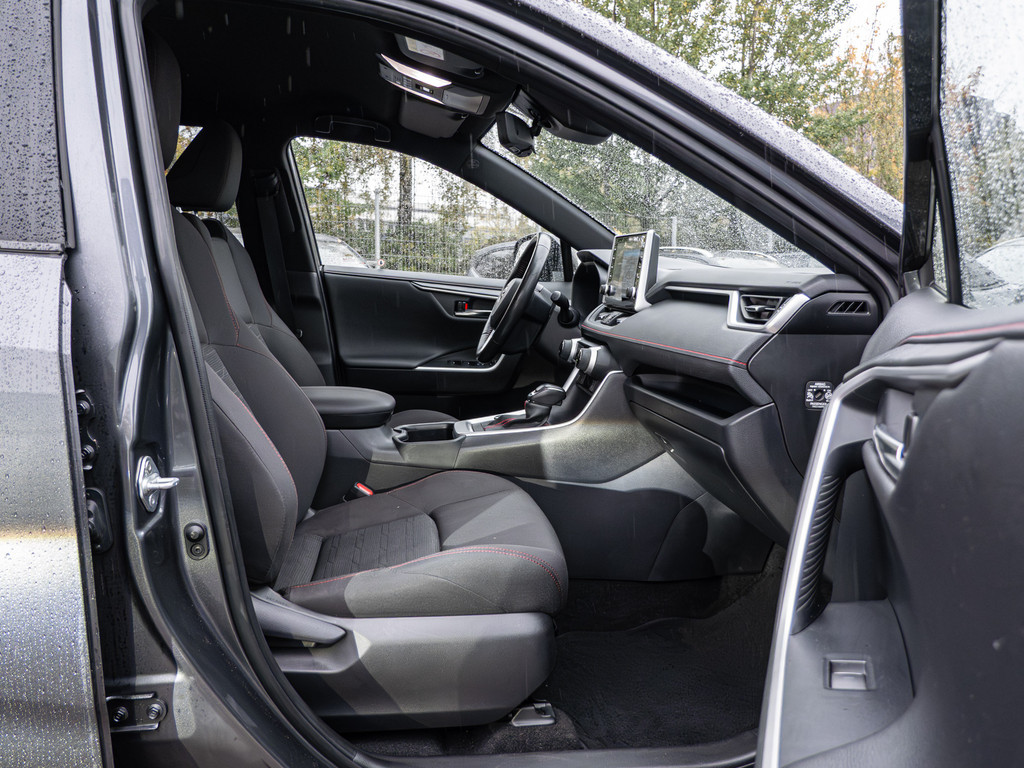 Fahrzeugansicht TOYOTA RAV4 2.5 Plug-in Hybrid 4x4 - Bild 6