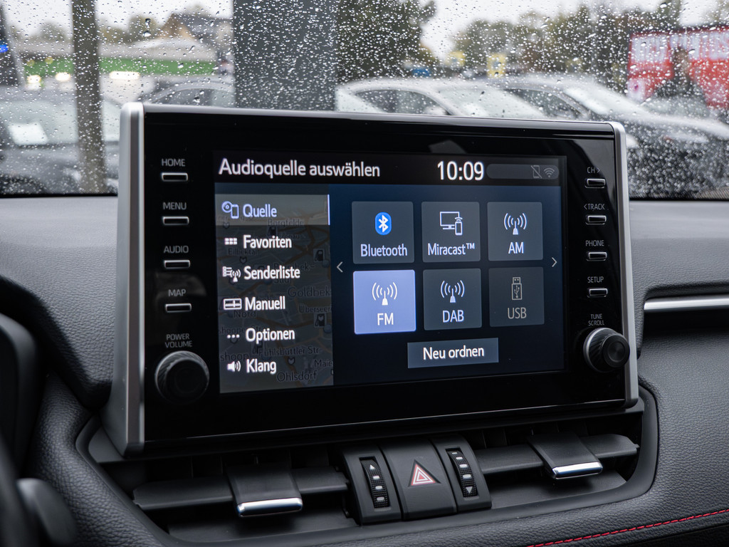 Fahrzeugansicht TOYOTA RAV4 2.5 Plug-in Hybrid 4x4 - Bild 16