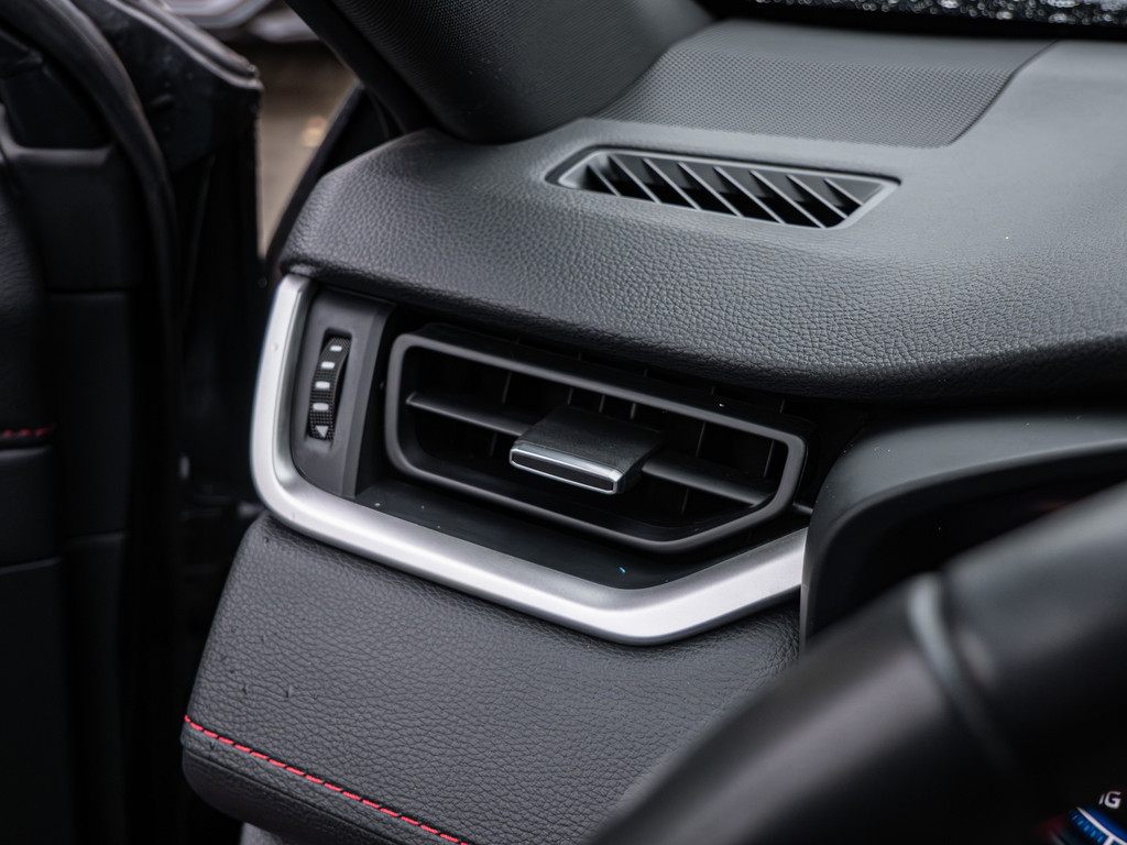 Fahrzeugansicht TOYOTA RAV4 2.5 Plug-in Hybrid 4x4 - Bild 33