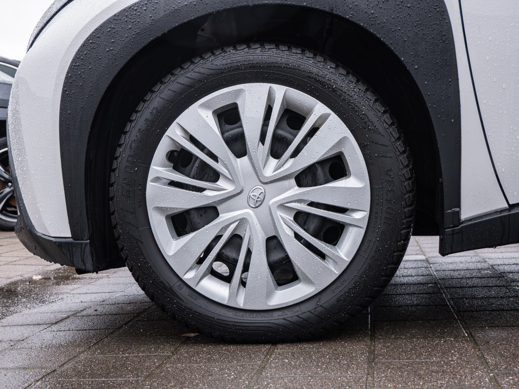 Fahrzeugansicht TOYOTA Aygo X 1.0 - Bild 2