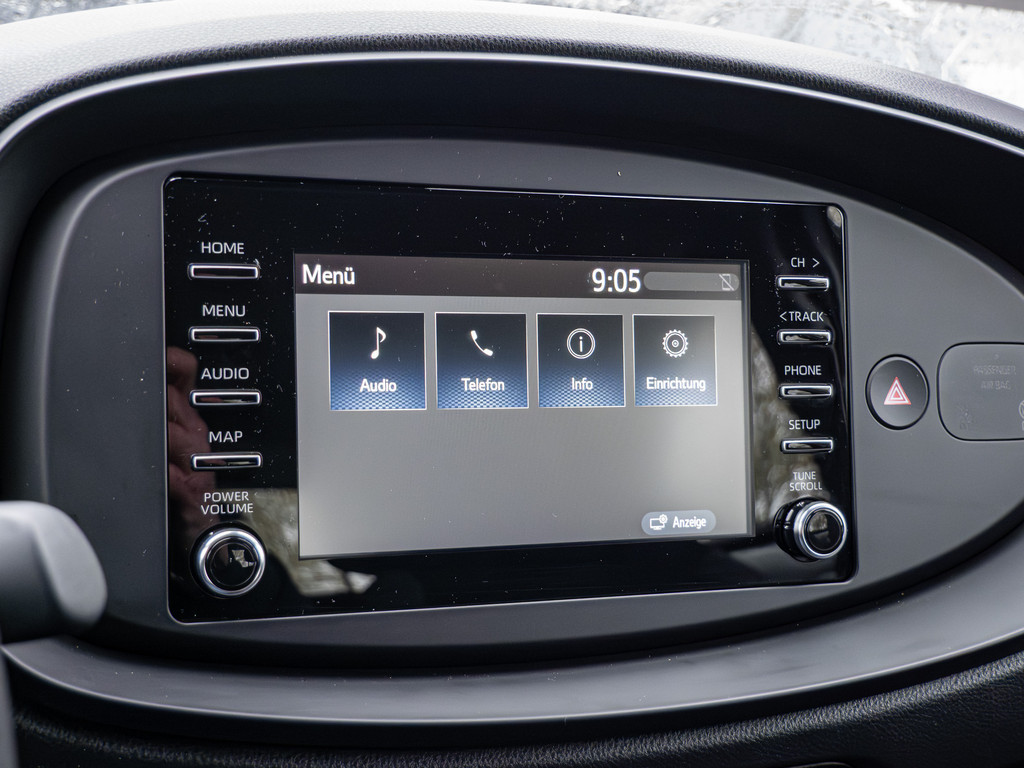 Fahrzeugansicht TOYOTA Aygo X 1.0 - Bild 10