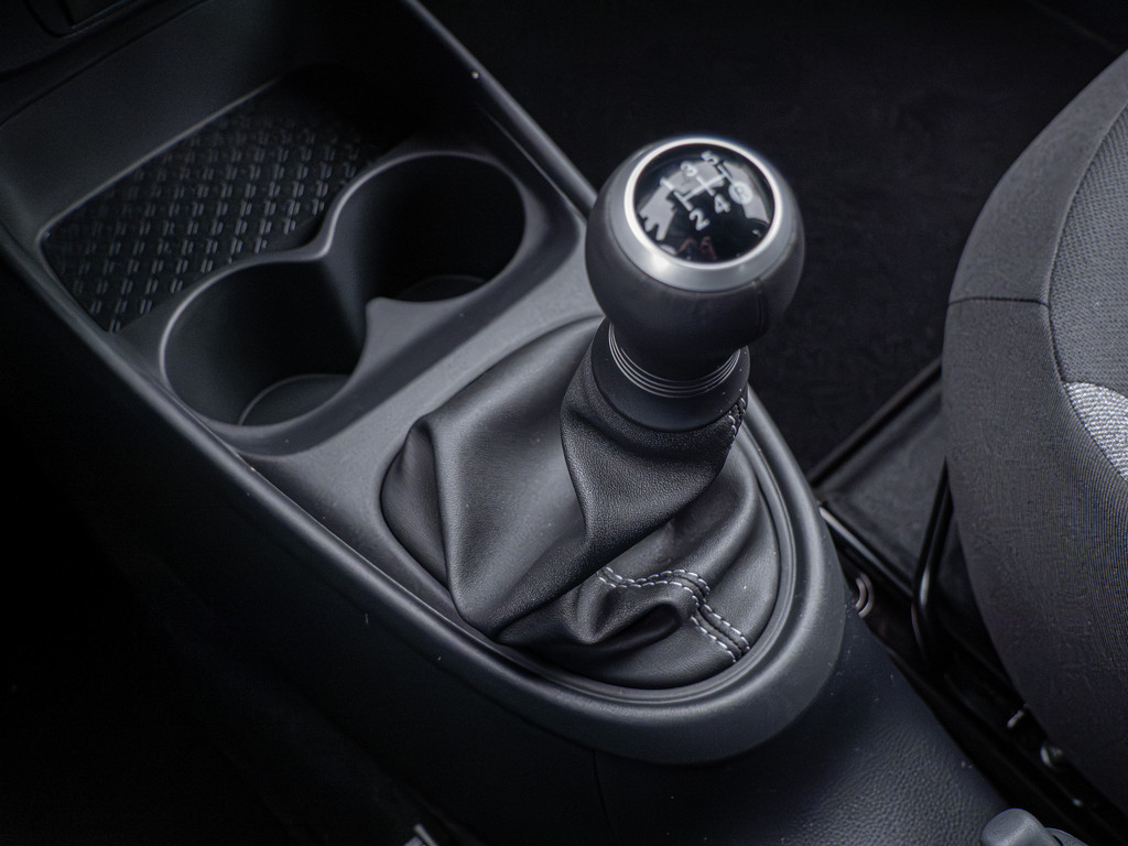 Fahrzeugansicht TOYOTA Aygo X 1.0 Play - Bild 15