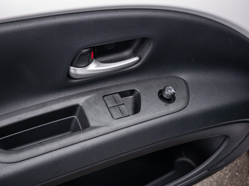 Fahrzeugansicht TOYOTA Aygo X 1.0 Play - Bild 28