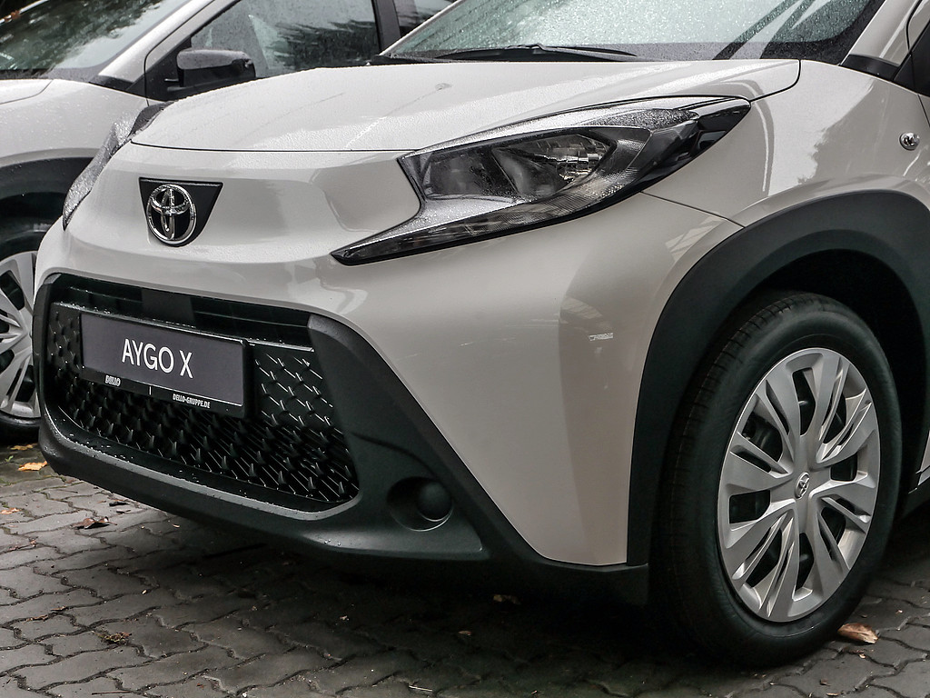 Fahrzeugansicht TOYOTA Aygo X 1.0 Play - Bild 24
