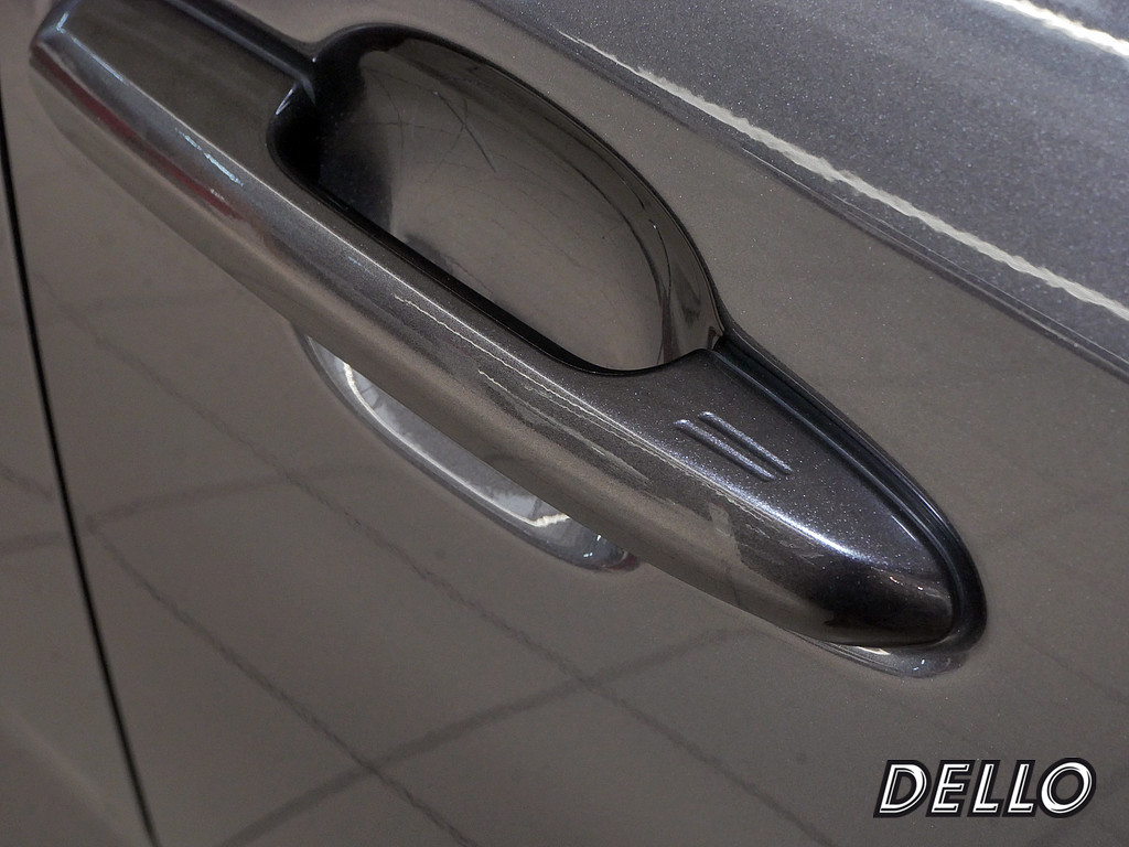 Fahrzeugansicht TOYOTA RAV4 2.5 Plug-in Hybrid 4x4 Teamplayer - Bild 7