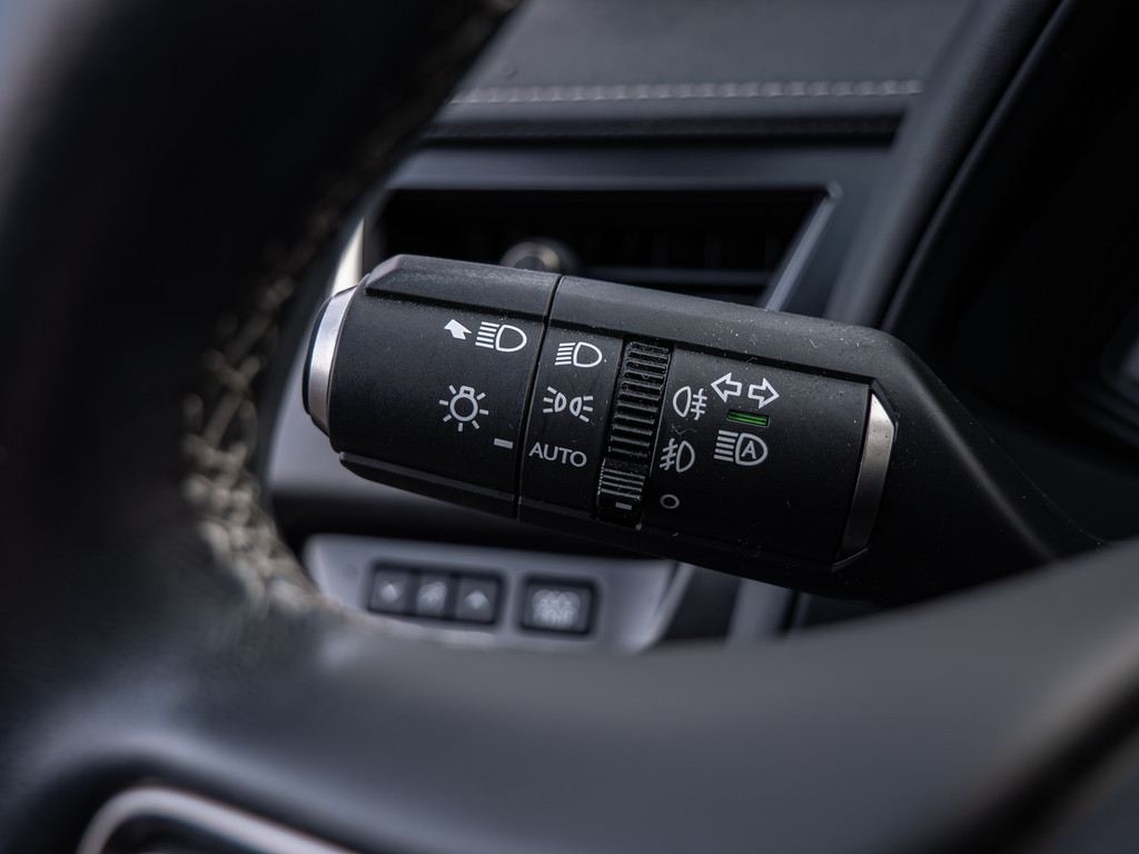 Fahrzeugansicht LEXUS UX 250 h Style+ - Bild 27