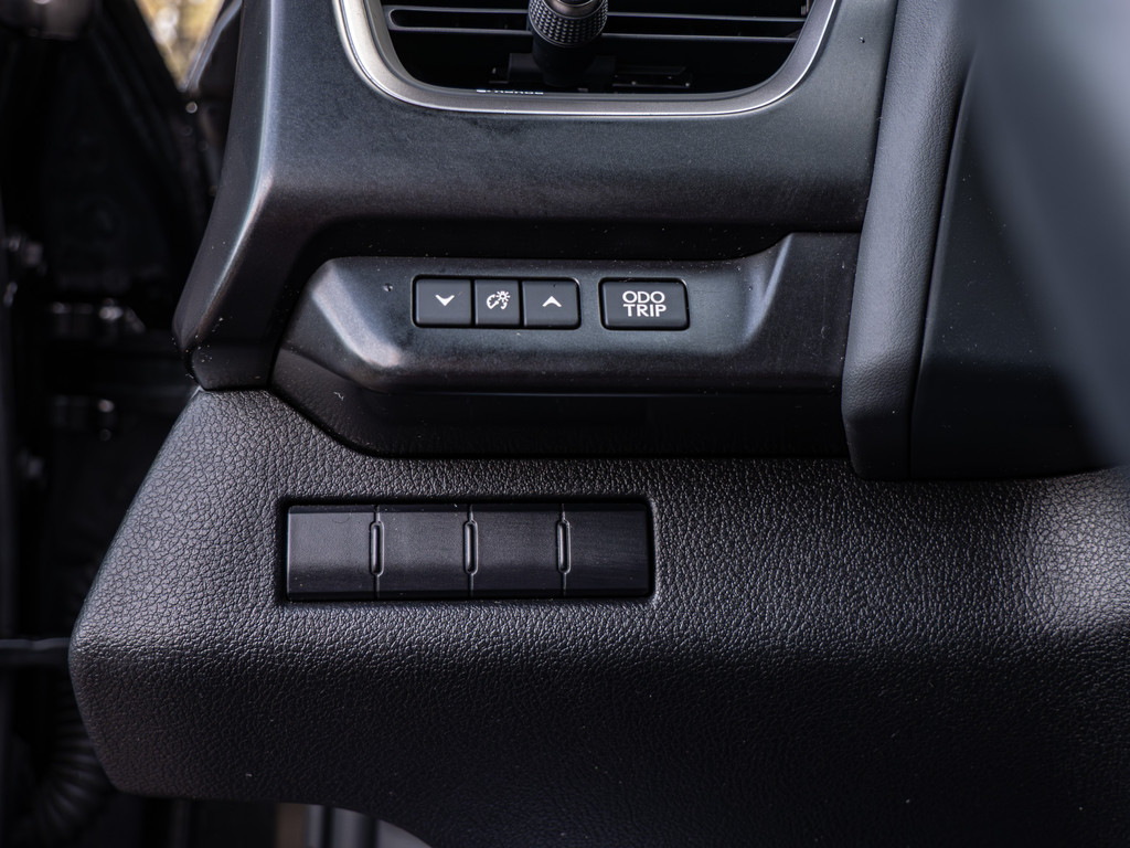 Fahrzeugansicht LEXUS UX 250 h Style+ - Bild 32