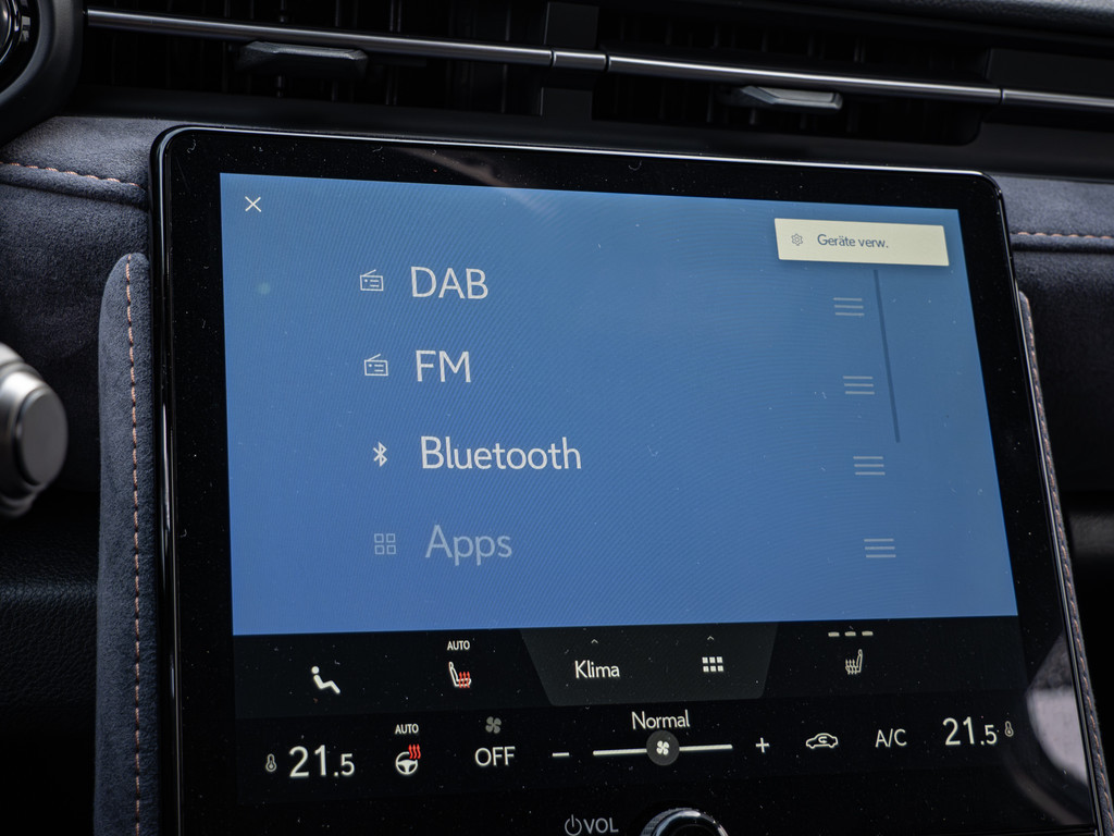 Fahrzeugansicht LEXUS LBX Cool - Bild 11