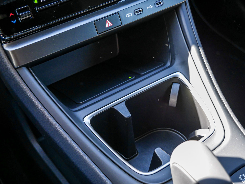 Fahrzeugansicht LEXUS LBX Base - Bild 18