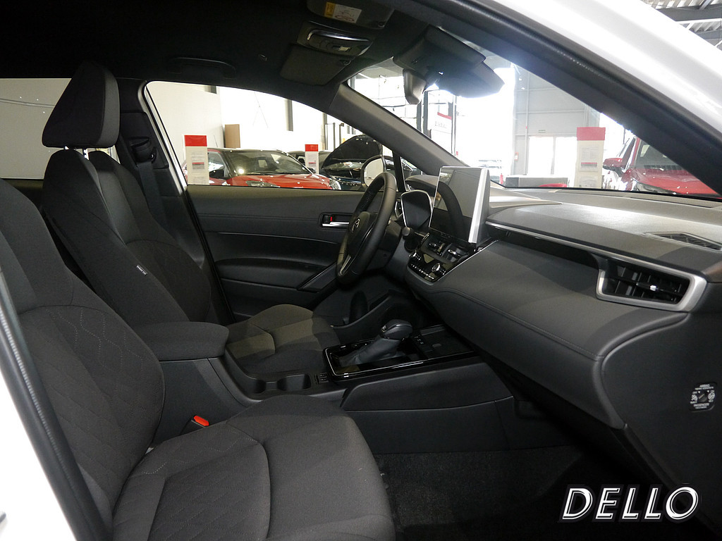 Fahrzeugansicht TOYOTA Corolla Cross 2.0 Hybrid - Bild 39