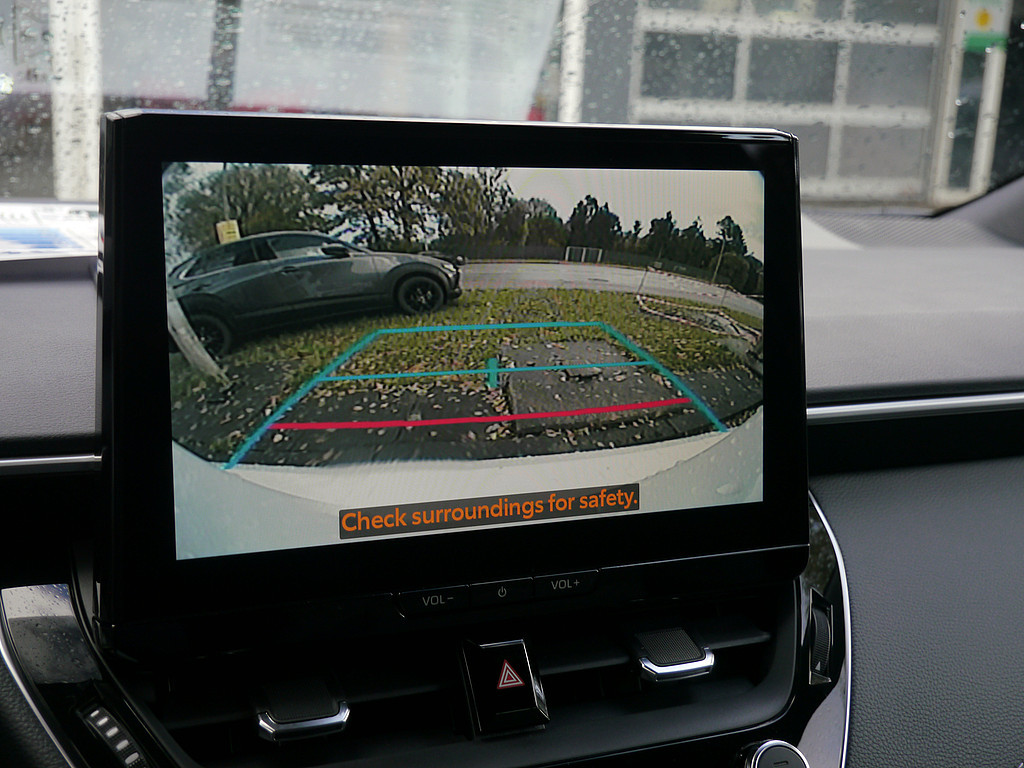 Fahrzeugansicht TOYOTA Corolla 1.8 Hybrid Teamplayer - Bild 7