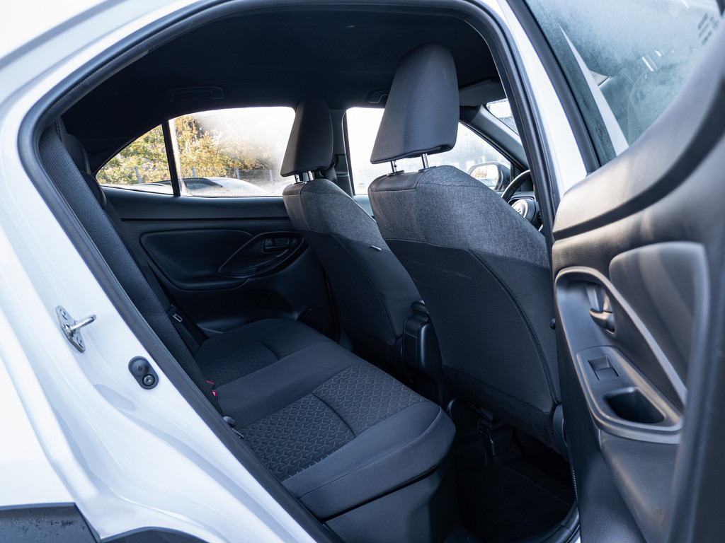 Fahrzeugansicht TOYOTA Yaris Cross Hybrid Team D - Bild 7