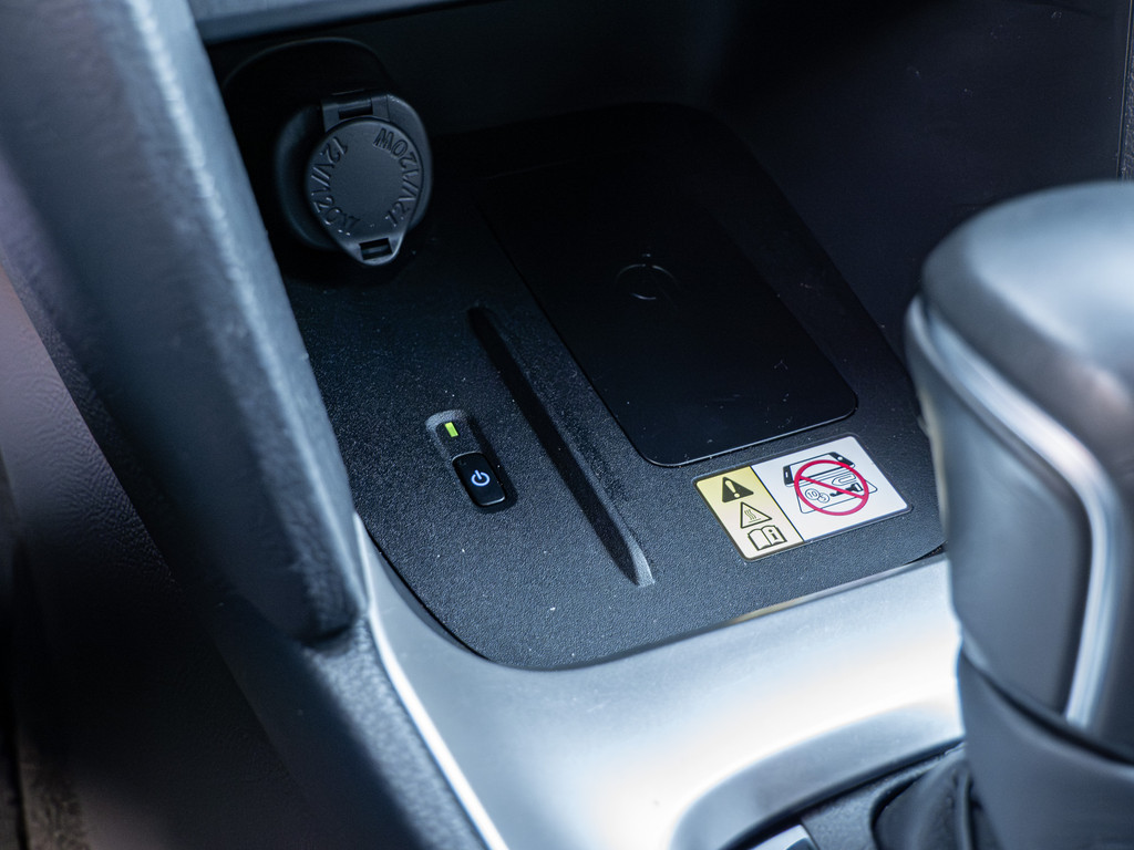 Fahrzeugansicht TOYOTA Yaris Cross Hybrid Team D - Bild 19