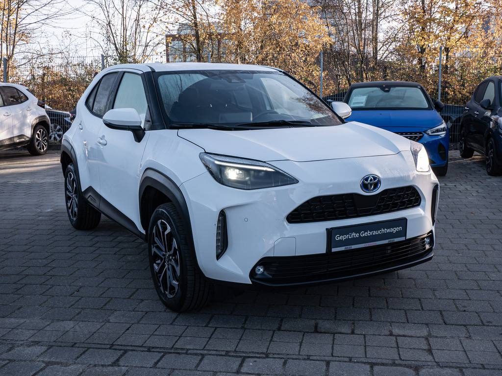 Fahrzeugansicht TOYOTA Yaris Cross Hybrid Team D - Bild 23